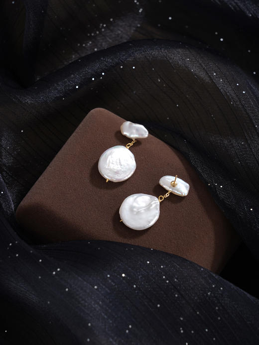 子佩集【浮云入梦】银S925珍珠惜王妃耳钉【SGE0360002】17mm大珠巴洛克扁珠2601 商品图4