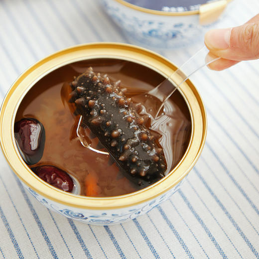 【鲜炖海参礼盒】内含一整个大连海参 开罐即食  随时养生 商品图4