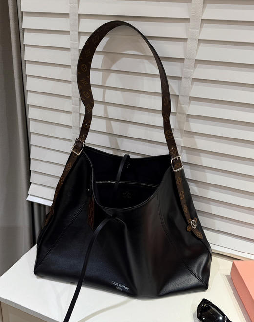 𝐂𝐚𝐫𝐫𝐲𝐚𝐥𝐥黑武士意大利皮单肩包斜挎包010603 商品图6