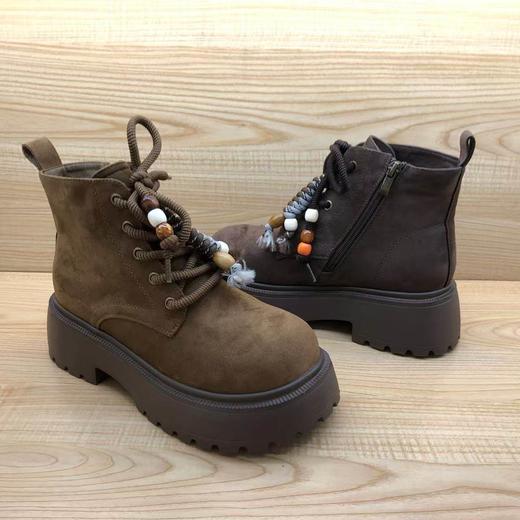 豪行2025年冬季新款时尚休闲厚底真棉皮女短靴25422776M 商品图3