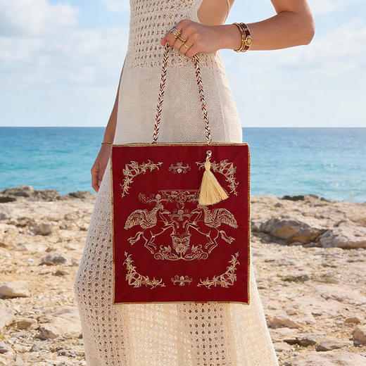 大英博物馆 东方梦境系列 飞马刺绣 轻便单肩包 商品图2