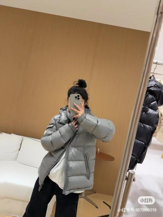 F010708陈奕迅同款防寒保暖银灰色玛雅短款羽绒服 商品图3