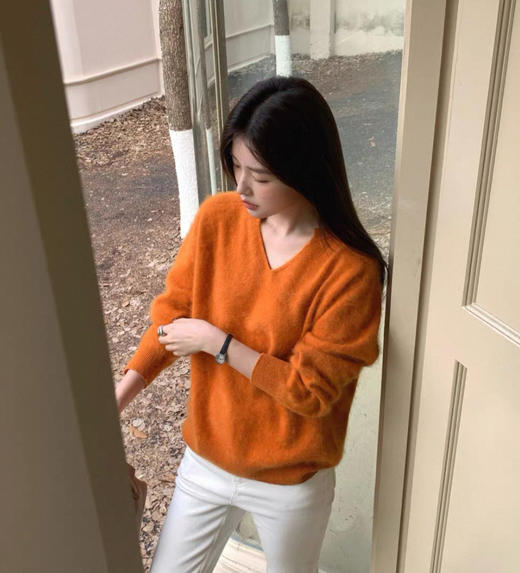 慵懒剪刀领无缝一体机9.3山羊绒+90.7绵羊毛高奢毛衣 商品图9
