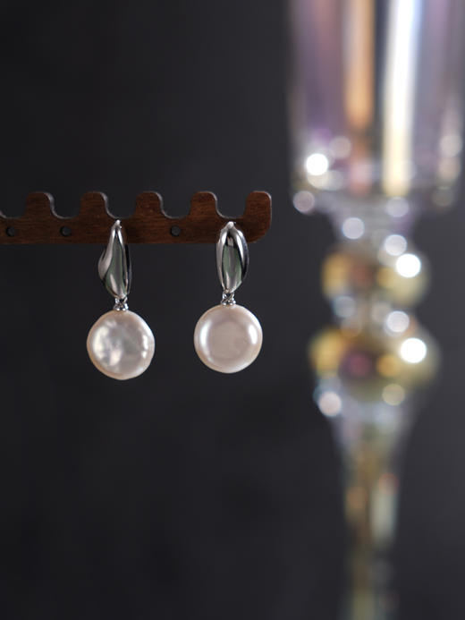 子佩集【月华诗韵】银S925珍珠惜王妃耳钉【SPE0570009】12mm巴洛克扁珠2601 商品图3
