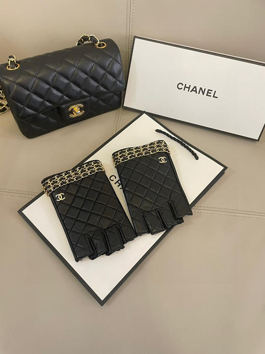 秋冬特惠💰260 香奈儿女士新款高档毛呢短款手套 商品图2