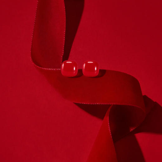 三彩2026新款红色方形珍珠耳钉S925银针国风甜酷节庆通勤氛围感 商品图1