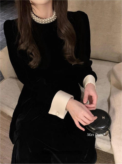 Max Daex®🇭🇰赫本风丝绒收腰连衣裙年会C位必出片 美到发晕新年战袍 经典贵气小黑裙重工镶钻款【法式优雅赫本风丝绒收腰连衣裙】 商品图11