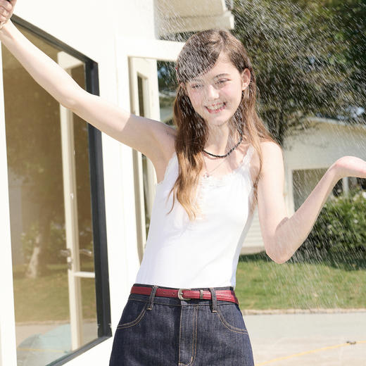 三彩独醒2026春季新款蕾丝吊带U领修身背心打底内搭辣妹短款F 商品图1