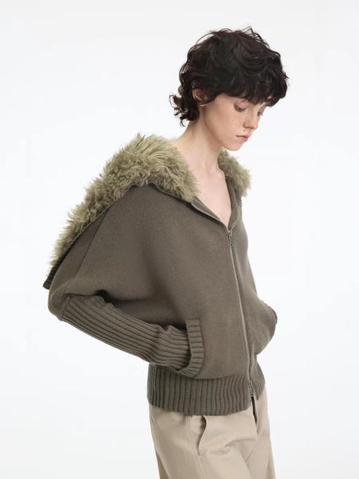 出逃赤岗西/25AWE007/澳羊毛复古披肩式针织开衫 商品图2