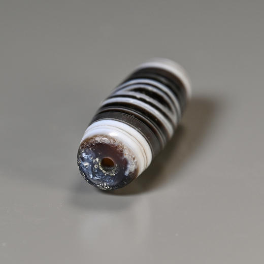 西亚高古黑白缠丝“天眼”珠 商品图5