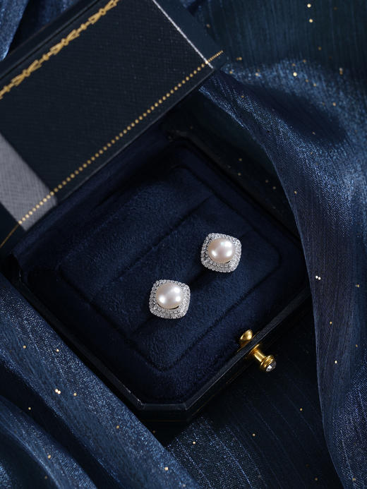 子佩集【芳华之梦】银S925珍珠惜王妃耳钉【SPE0570003】7.5mm珠方块2601 商品图2