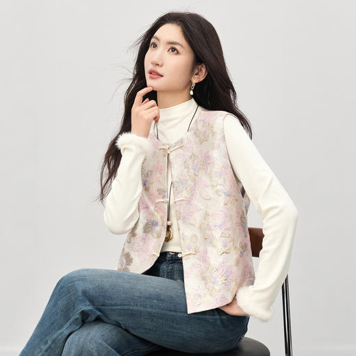 【1/21新品】熙世界万搭磨毛针织T恤上衣女秋冬长袖修身保暖内搭半高领打底衫 商品图3