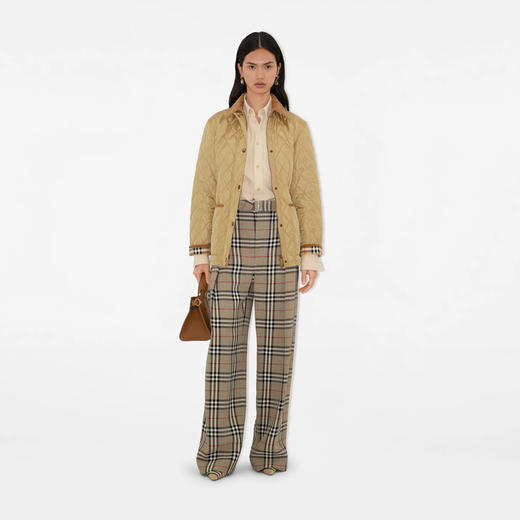 BURBERRY 巴宝莉 女士马术骑士设计标签绗缝尼龙夹克棉服 卡其色 8110376 B8626 商品图4