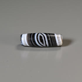 西亚高古黑白缠丝“天眼”珠