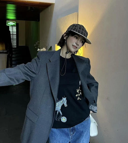 ICEDU*ST 韩国设计师牌 🐎马年限定暖绒长袖打底衫010509 商品图1