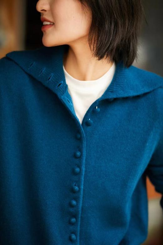 F010703冬季新款松软羊毛可立领可翻领纽扣针织开衫毛衣 商品图5