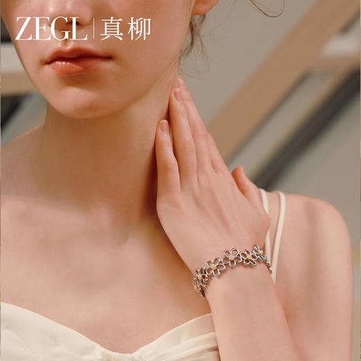 ZEGL花漫系列半开口手镯女轻奢小众精致花朵银色镯子时尚秋冬饰品 商品图4