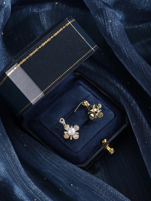 子佩集【四叶芳踪】银S925珍珠惜王妃耳钉【XXED008】6mm珠镀金四叶草风车2601 商品图7