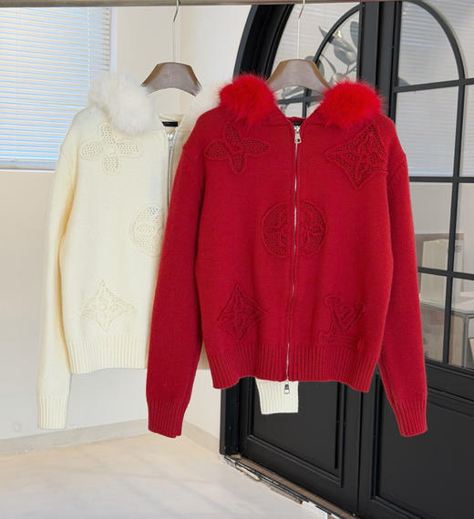 财阀千金风羊毛老花浮雕毛领针织外套 商品图13