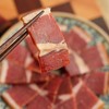在菌屋 正宗云南云南乌金猪火腿片 入口乳酪香+果木清香，发酵场静待3年以上才有的油润色泽 肥瘦相宜 咸鲜入髓 商品缩略图1