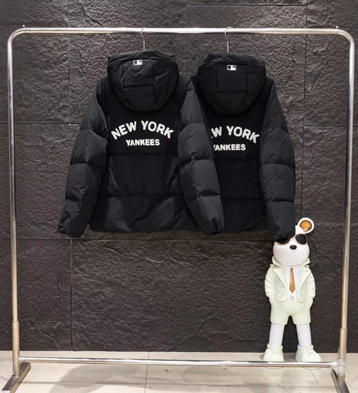 F010765纽约限定张凌赫同款毛巾刺绣小标连帽长款羽绒服 商品图3