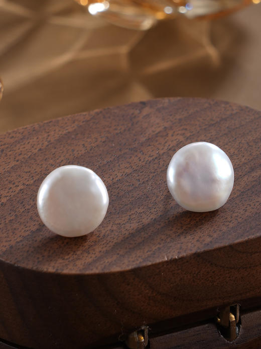 子佩集【圆月清歌】银S925珍珠惜王妃耳钉【SGE0260001】12mm珠镀金巴洛克扁珠2601 商品图2