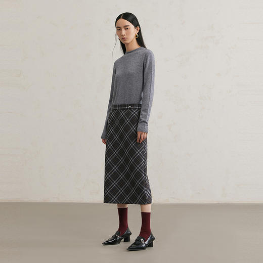 NEELLY纳俪商场同款冬新款复古格纹通勤半身裙女后开叉百搭针织裙N25114E04562 商品图2