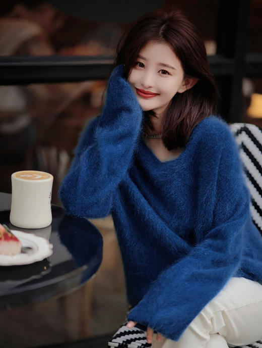 慵懒剪刀领无缝一体机9.3山羊绒+90.7绵羊毛高奢毛衣 商品图3