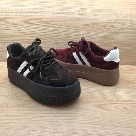 豪行2025年秋季新款时尚休闲舒适厚底真皮女单鞋25319671 商品图5