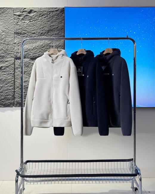 F010752男士双层加绒加厚户外运动休闲连帽外套 商品图1