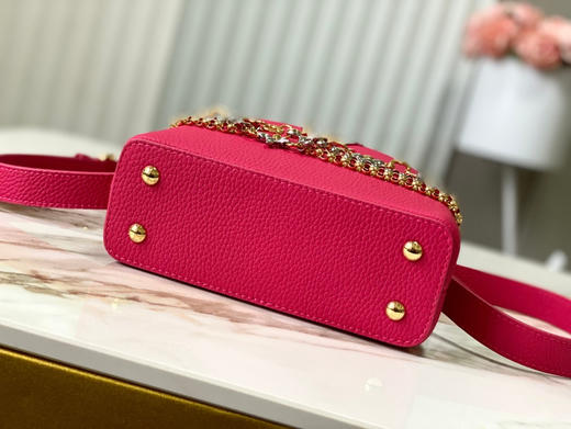 秋冬特惠💰1630 渠道级LV 新品 te级LV 动态芯片 M26507/M48865紫玫红光线链条款 商品图8