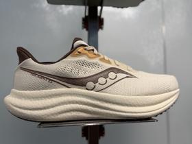 【春上新】【新年礼物】7楼索康尼胜利23男款款号S31023-563原价1390