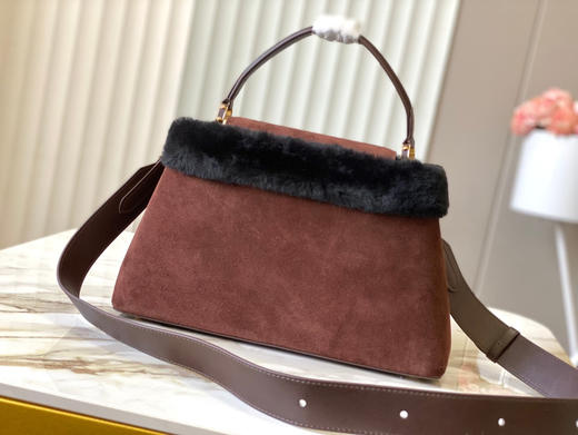 秋冬特惠💰1600 渠道级LV 新品 te级LV 动态芯片 M26323/M48865棕拼黑绒毛 商品图2