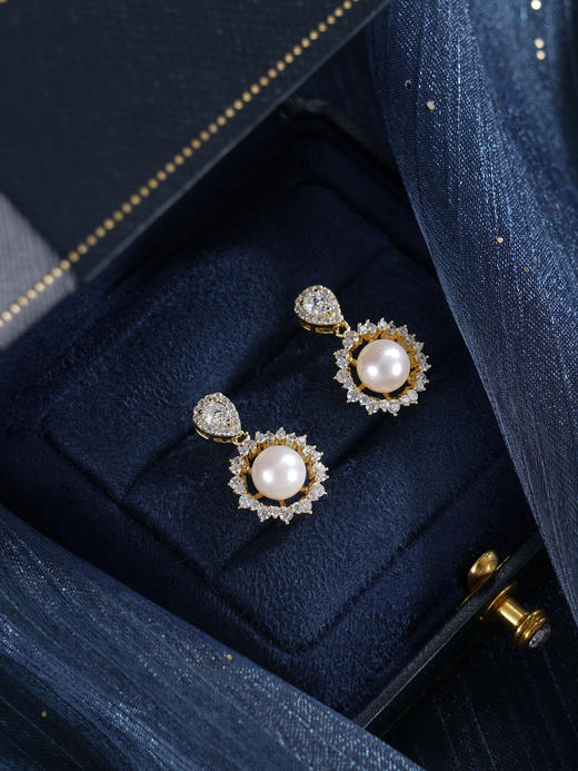 子佩集【星海花开】银S925珍珠惜王妃耳钉【XXED006】6.2mm珠镀金太阳花水滴2601 商品图5