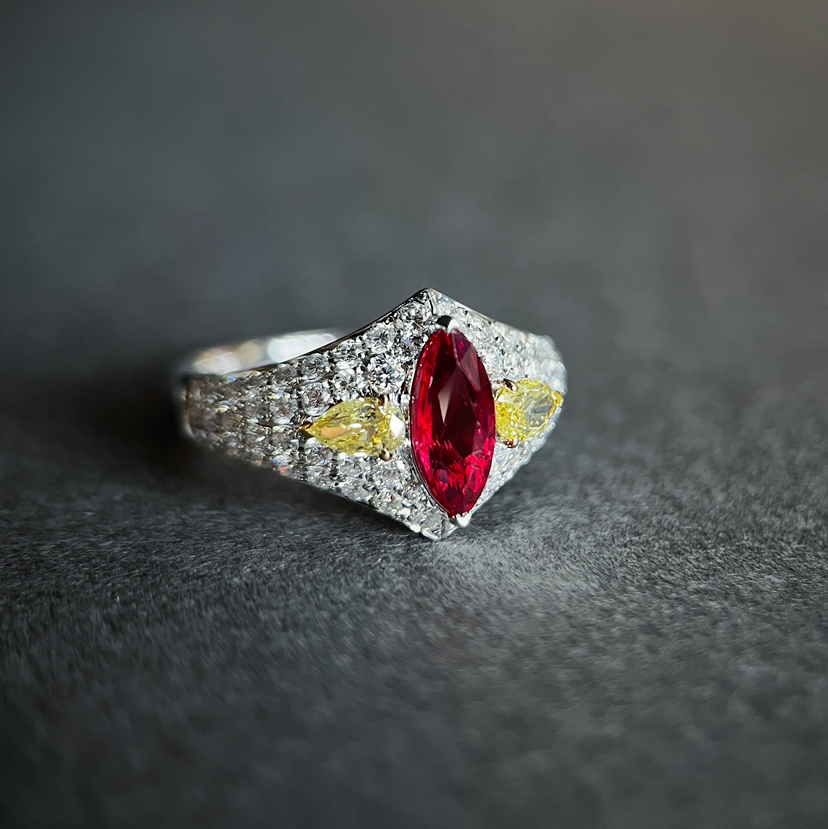 BY EVITA系列 18K镶钻石和红宝石 戒指