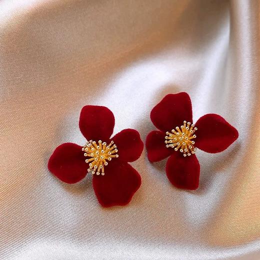 【YW】无忧购【鸿运当“红”】新年红色小马珍珠耳环女高级感过年耳钉2026新本命年耳坠秋冬耳饰（49/5件）2952（截单后3-5天发货） 商品图7