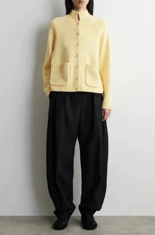 F010750冬季新款休闲版型高领羊毛纽扣针织开衫毛衣外套女 商品图6