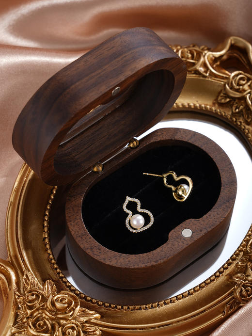 子佩集【纳福之珠】银S925珍珠惜王妃耳钉【XXED001】5mm珠双色葫芦2601 商品图4