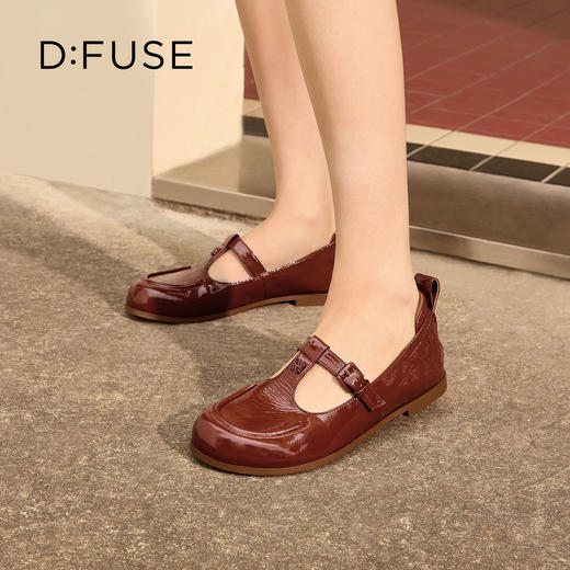 Dfuse迪芙斯2026春季新款方头T字带松紧带后跟舒适软底玛丽珍单鞋女鞋DFE1111067 商品图2