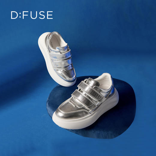 Dfuse迪芙斯2026春季新款轻便厚底增高魔术贴松糕鞋休闲鞋运动板鞋DFE1112126 商品图4