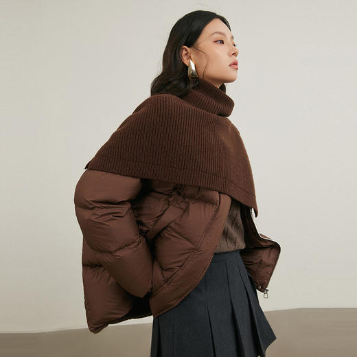 NEELLY纳俪商场同款冬季新款复古针织披肩保暖外套女白鸭绒羽绒服N25114L04608 商品图2