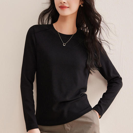 「自j」全新升级【铂金会员119/天猫159/差价40】(13014)洛诗琳含绵羊毛撞线正肩T恤2026春季新款简约设计感打底上衣 商品图3