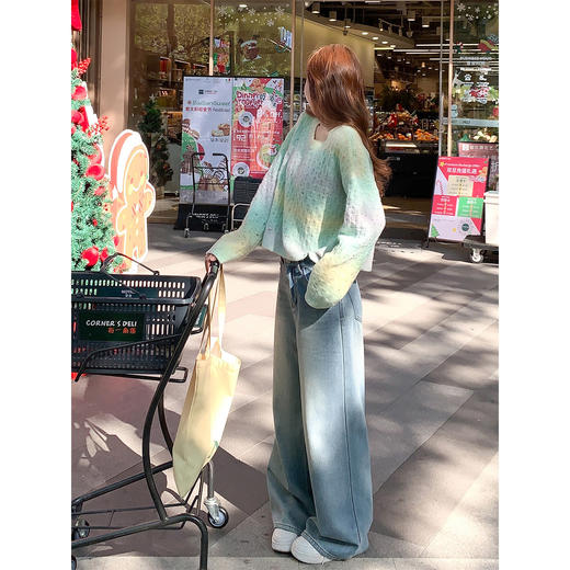 <曾小咸推荐>2.25现货秒杀 ！微信超特价！韩系渐变短款针织衫 日常209.99 立减120 秒杀89.99！！ 商品图3