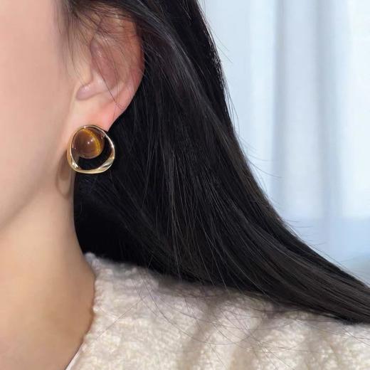 【YW】无忧购【鸿运当“红”】秋冬美拉德高级感琥珀流光耳环女复古气质耳环轻奢高级感时尚百搭耳饰（39/5件）2930-20（截单后3-5天发货） 商品图7