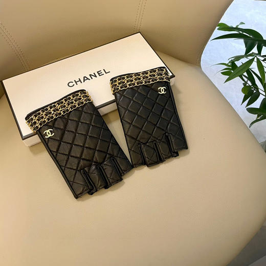 秋冬特惠💰260 香奈儿女士新款高档毛呢短款手套 商品图1