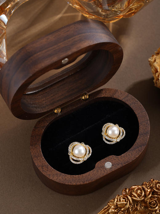 子佩集【玫瑰海雾】银S925珍珠惜王妃耳钉【XXED002】6.8mm珠镀金三环绕2601 商品图2