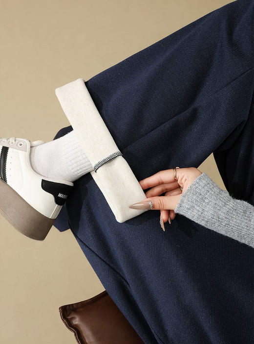 年底限时特价 显瘦到不敢相信！口碑返场！女神必备款羊毛蚕丝加绒牛仔裤加绒羊绒蚕丝软牛仔裤女秋冬新款高腰加厚阔腿裤宽松保暖棉裤！一条解决妈妈臀，卡裆掉档，鼓包显三角区等问题 商品图7