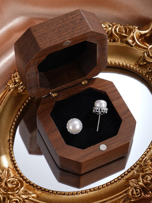 子佩集【花香梦萦】银S925珍珠惜王妃耳钉【SPE0410013】7mm珠太阳花2601 商品图4