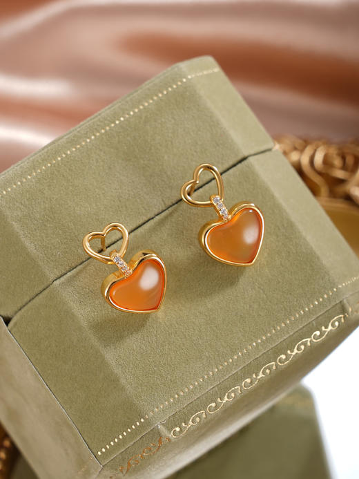 子佩集【灵珀牵缘】银S925玛瑙耳钉【SGE0595002】11.8mm爱心镀金2601 商品图6