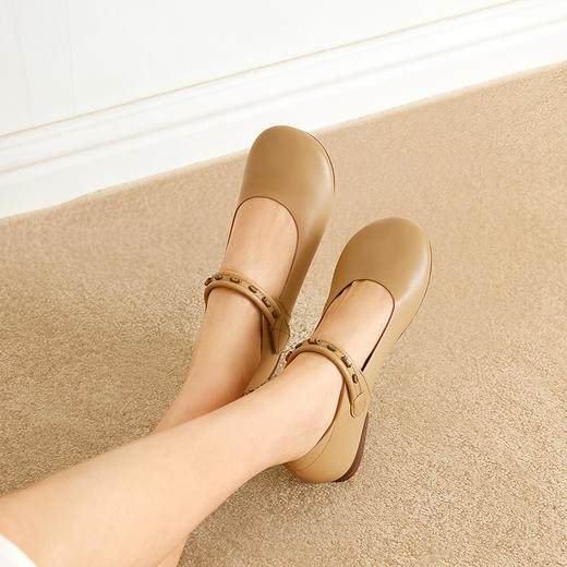 千百度珠饰软面羊皮玛丽珍鞋女2026春季新款勃肯鞋平底浅口单鞋A26150608 商品图4